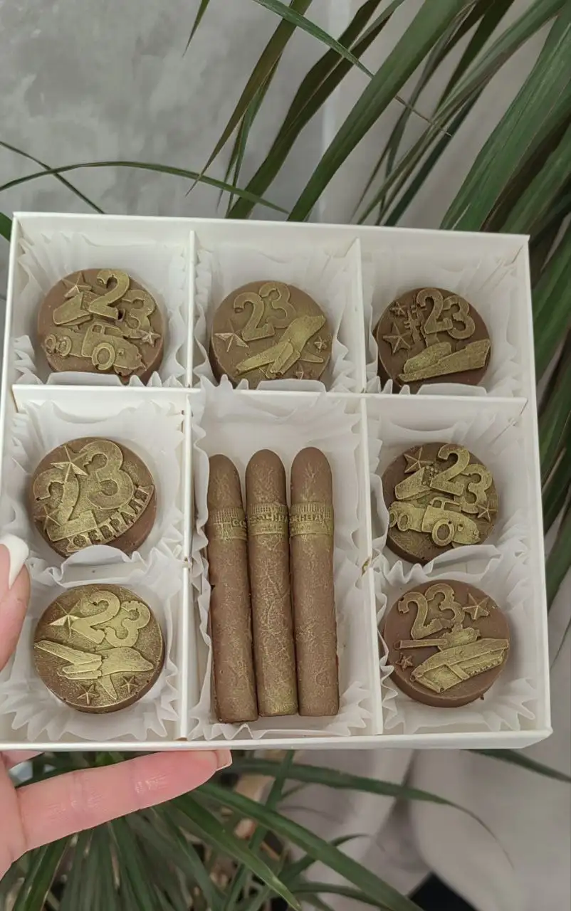 Набор к 23 Февраля: Бельгийский шоколад с орехами - Подарки (Барахолка) в Владивосток