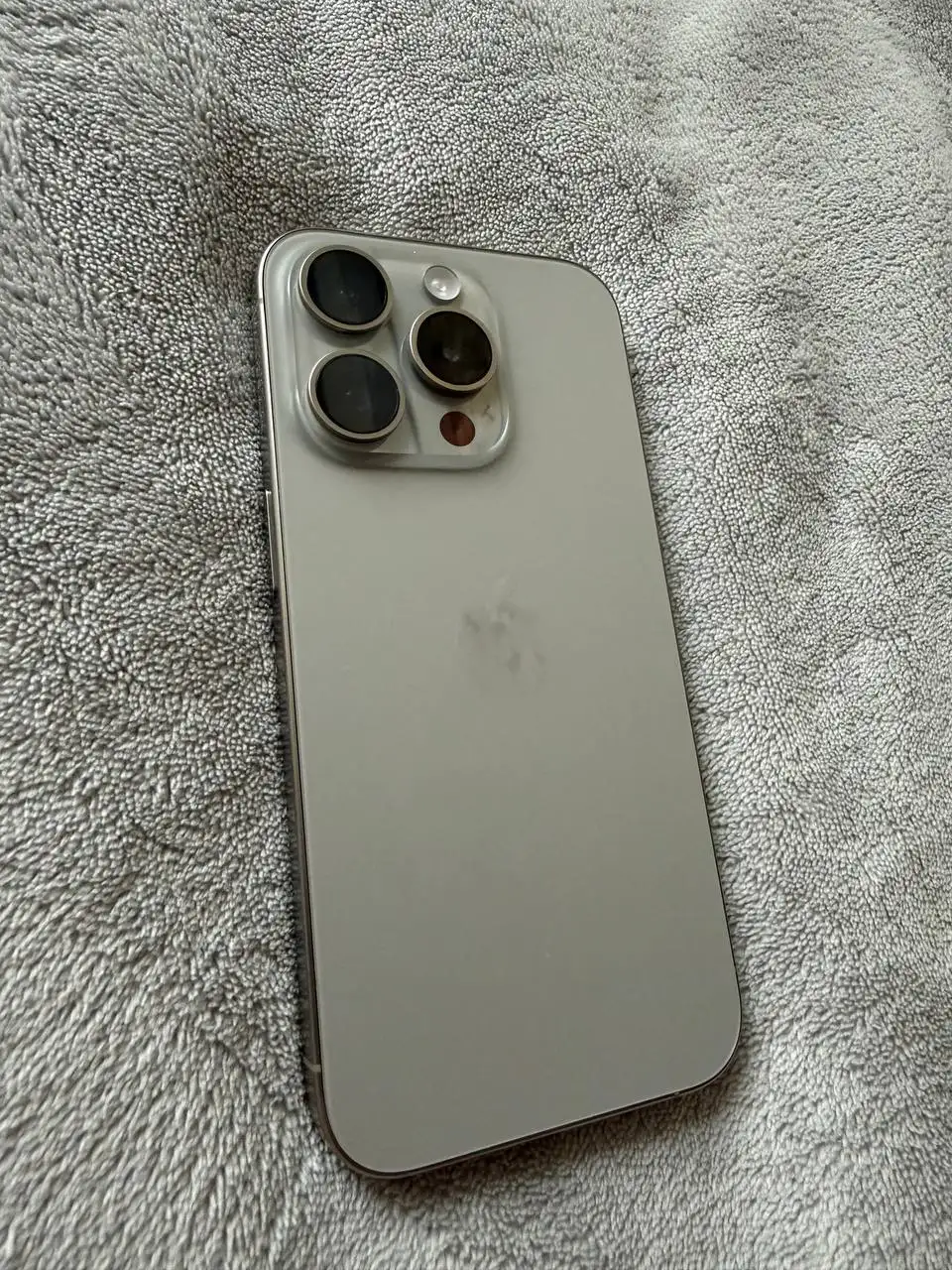 Продажа iPhone 15 Pro 512 Гб - Смартфоны (Электроника) в Владивосток