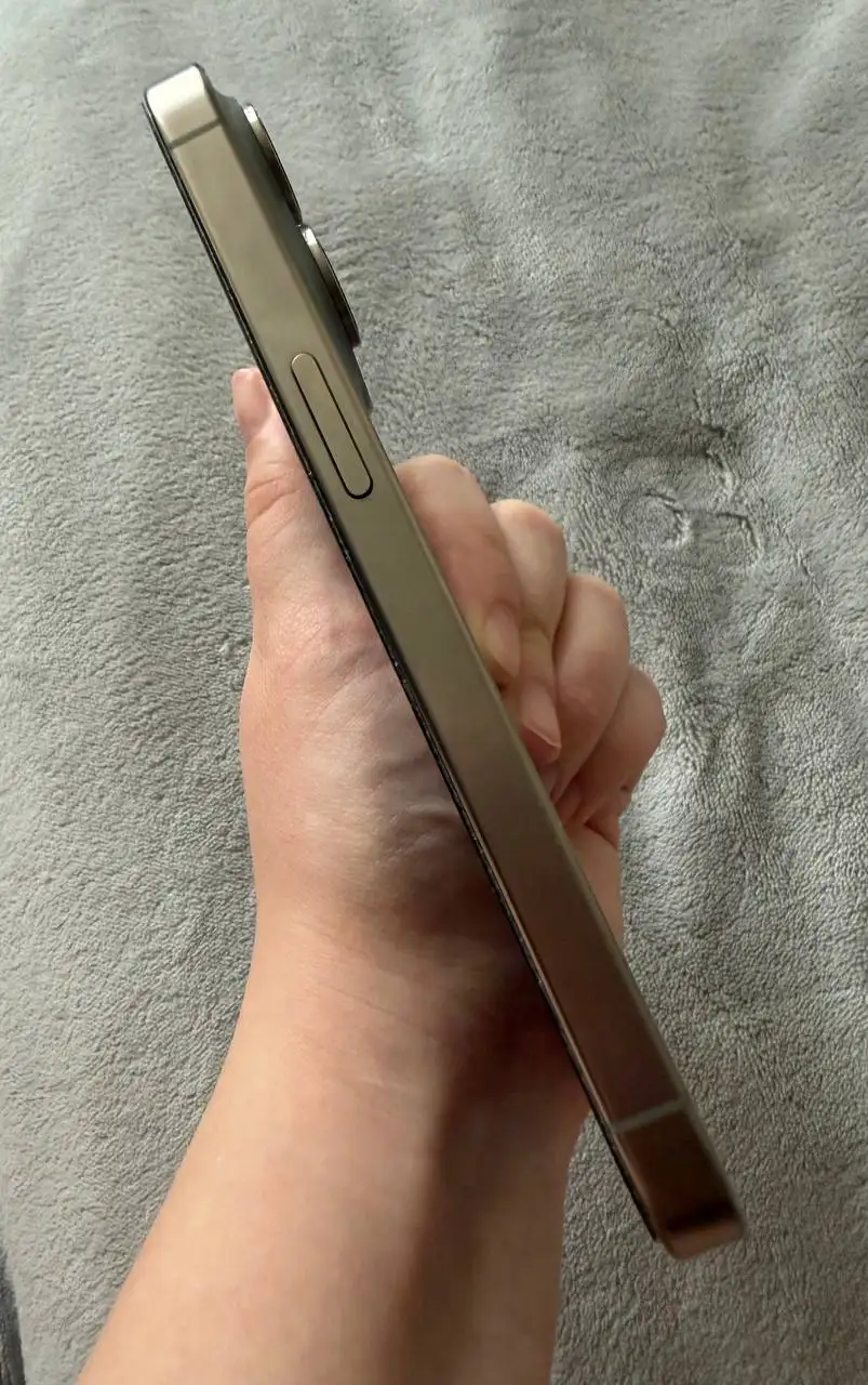 Продажа iPhone 15 Pro 512 Гб - Смартфоны (Электроника) в Владивосток