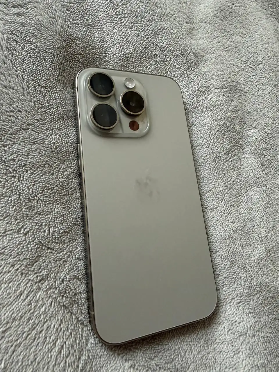 Продажа iPhone 15 Pro 512 Гб в отличном состоянии - Смартфоны и телефоны (Электроника) в Владивосток