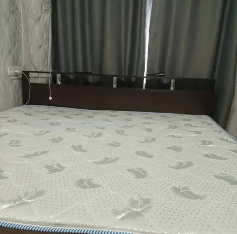 Продам двуспальный матрас 180х200 17см - Топливо в Владивосток