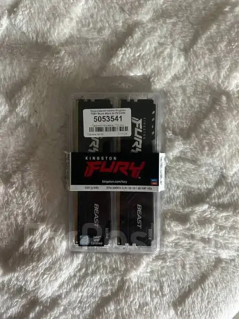 Продам оперативную память Kingston FURY Beast Black - Смартфоны и часы в Владивосток