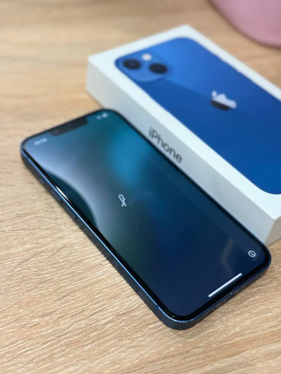 Продам iPhone 13 - Смартфоны (Электроника) в Владивосток