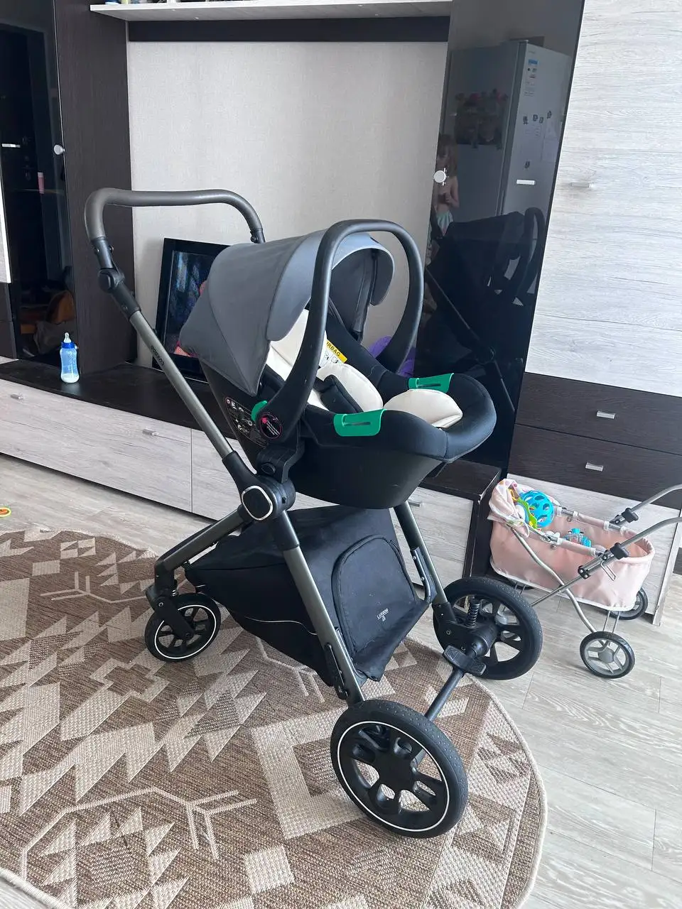 Продам детскую коляску Luxmom - Коляски (Товары для детей) в Владивосток