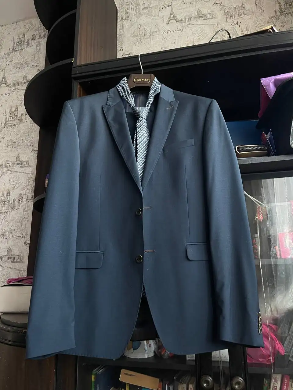 Мужской костюм размер 48 - Мужская одежда (Одежда) в Владивосток