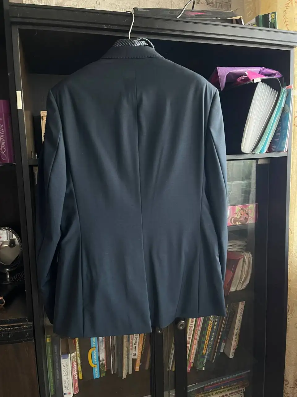 Мужской костюм размер 48 - Мужская одежда (Одежда) в Владивосток