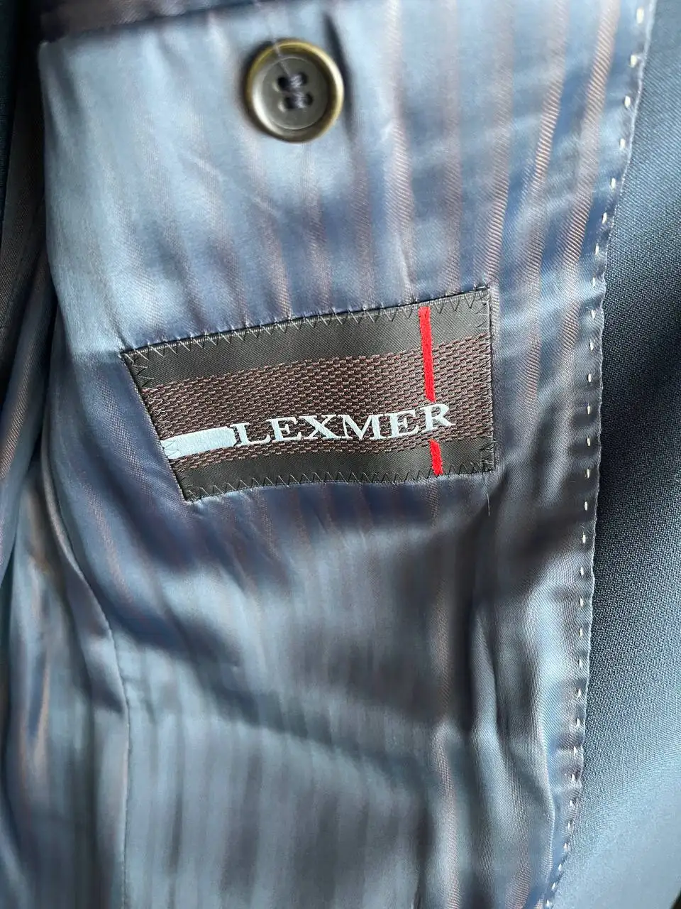 Мужской костюм размер 48 - Мужская одежда (Одежда) в Владивосток