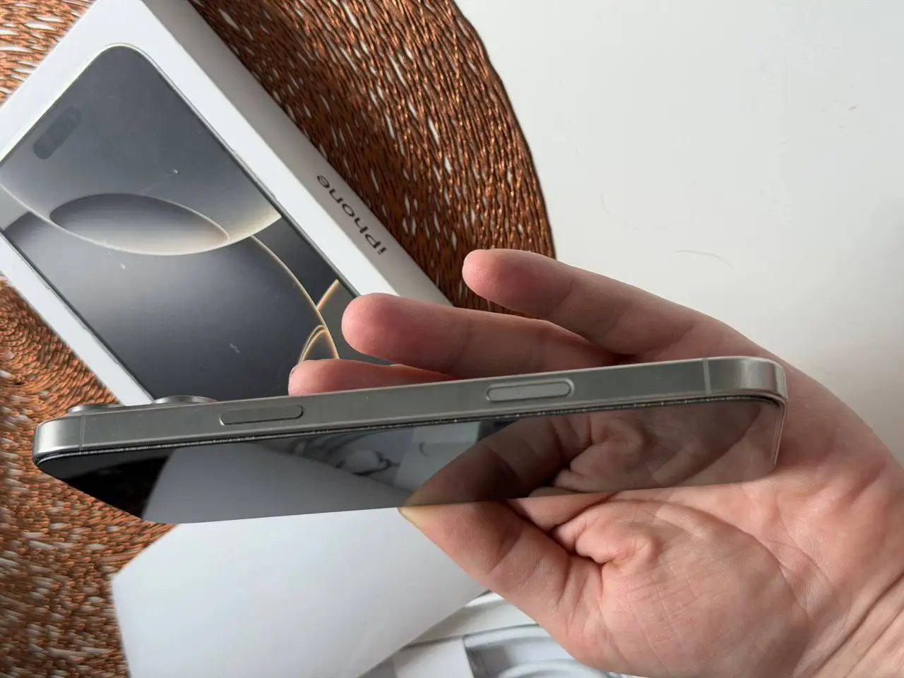 iPhone 16 Pro Max 512GB Gray - срочная продажа - Смартфоны (Электроника) в Владивосток