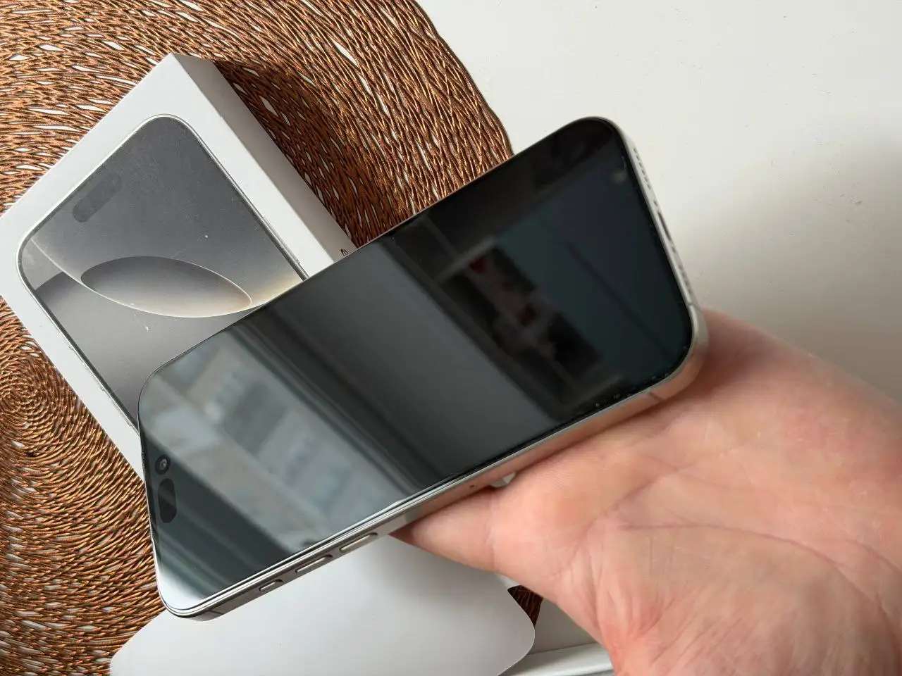 iPhone 16 Pro Max 512GB Gray - срочная продажа - Смартфоны (Электроника) в Владивосток