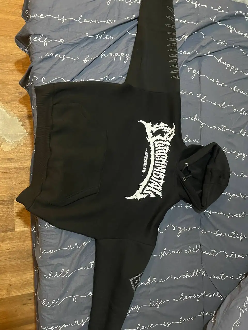 Продам толстовку Twilight Hammer размер М - Толстовки (Одежда) в Владивосток