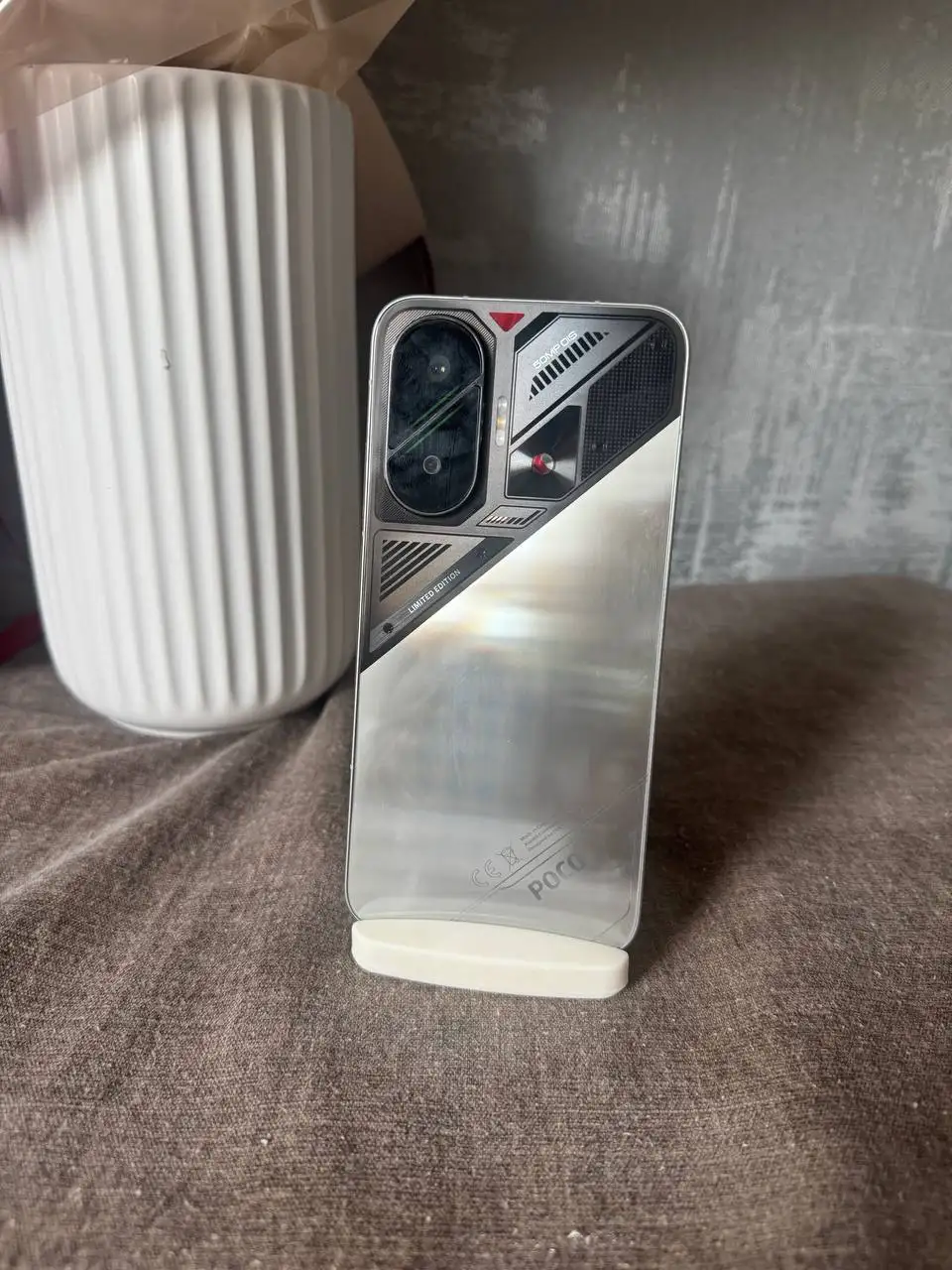 Смартфон Xiaomi Poco F7 256GB - Смартфоны (Электроника) в Владивосток