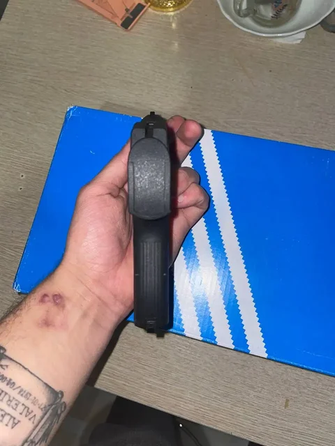 Продам сигнальный пистолет Пионер в идеальном состоянии - Сад и огород в Владивосток