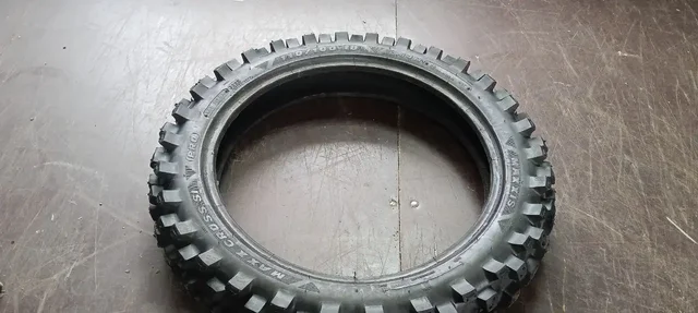 Новая резина для Эндуро 110/100 18R - Игры в Владивосток