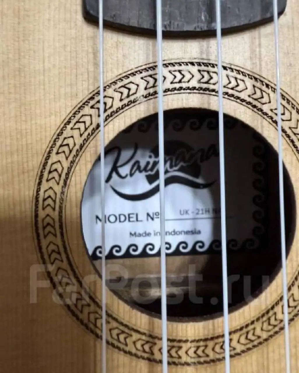 Продам новую укулеле с чехлом - Музыкальные инструменты (Барахолка) в Владивосток