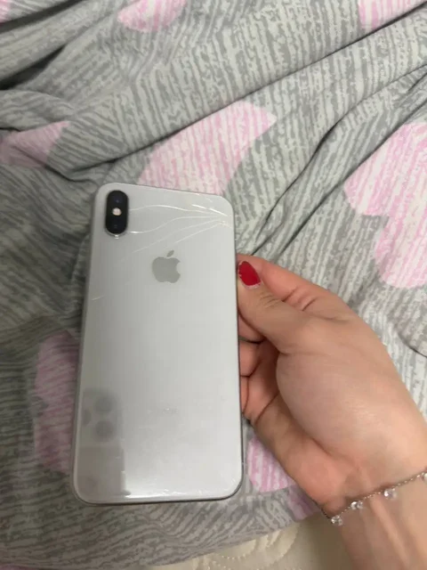 Продам айфон X 64 гб белый - Мониторы в Владивосток