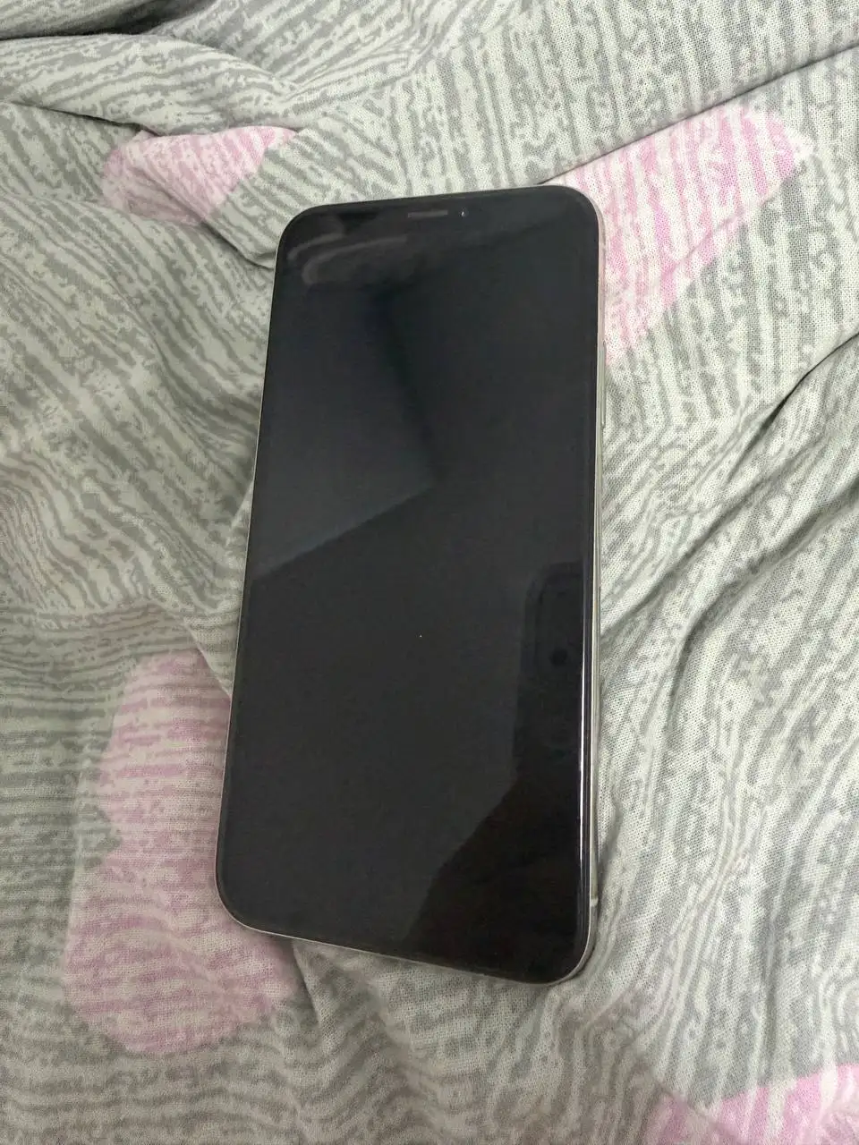 Продам айфон X 64 гб белый - Смартфоны (Электроника) в Владивосток