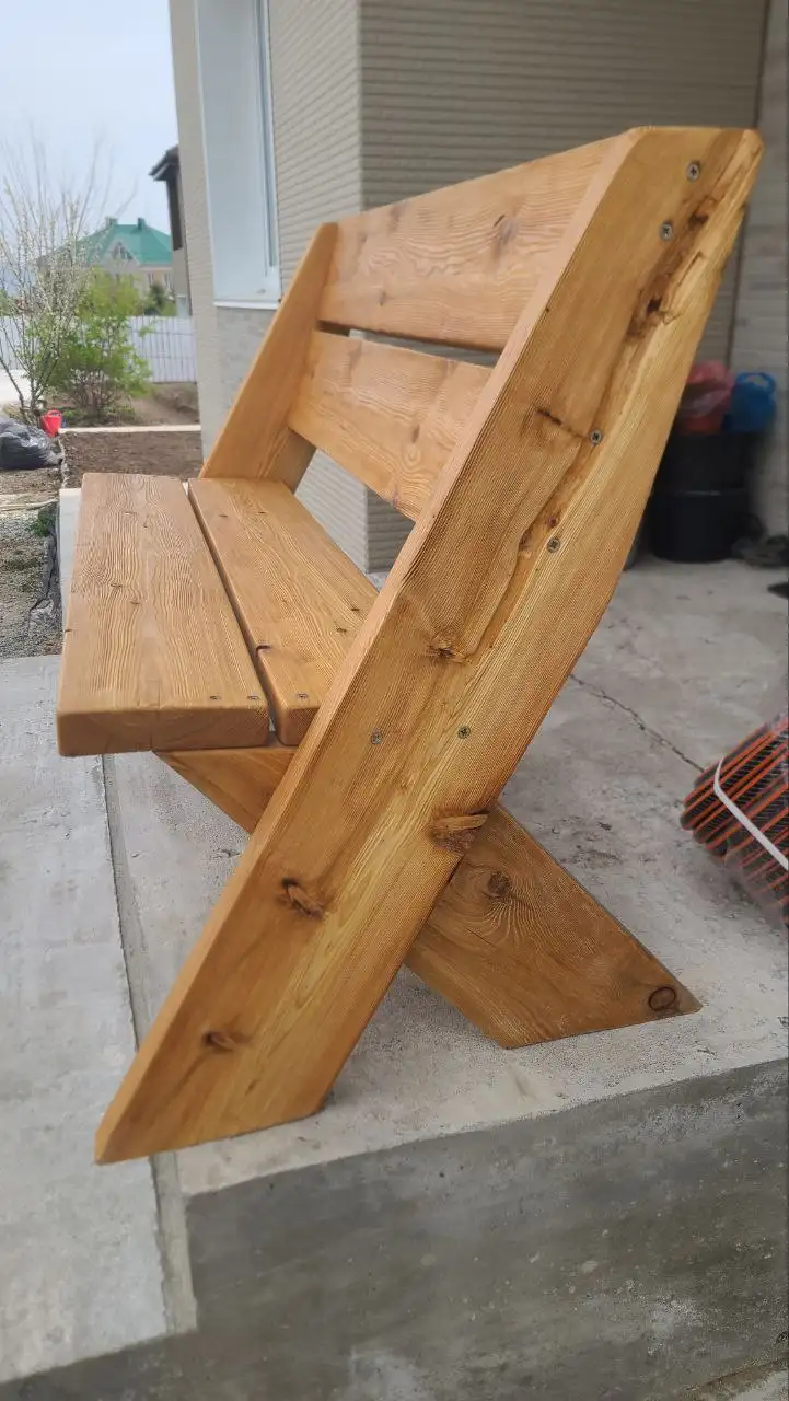 Массивная скамейка из лиственницы с брашированием - Для дома и дачи в Владивосток