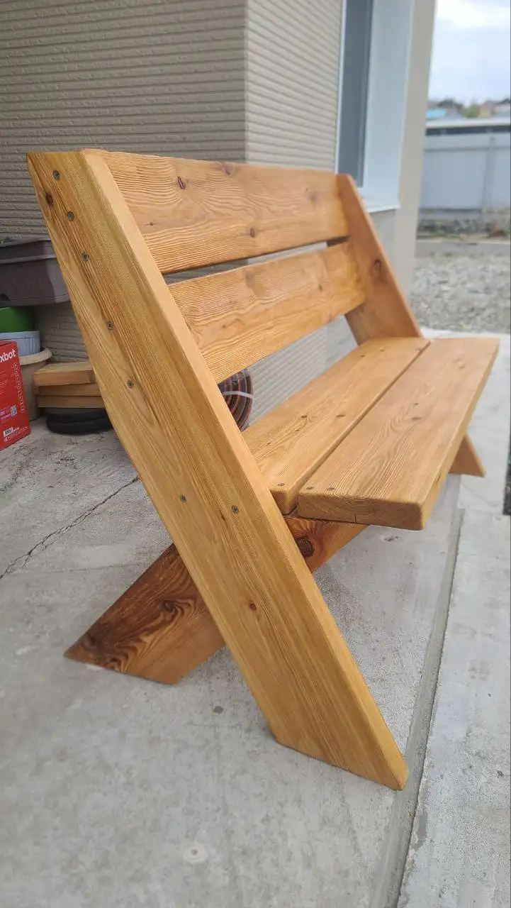 Массивная скамейка из лиственницы с брашированием - Барахолка в Владивосток