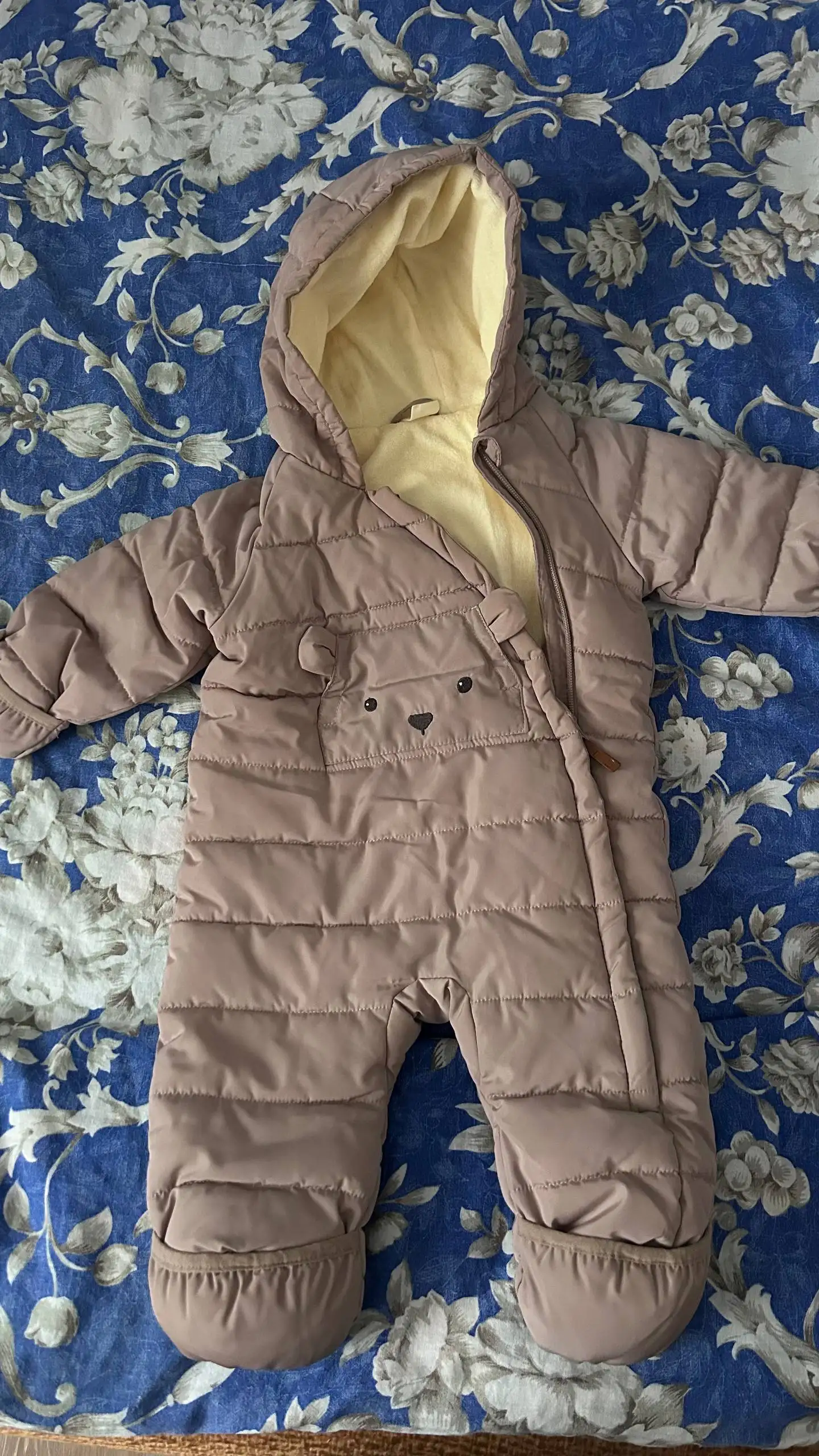 Демисезонный комбез размер 68 - Детская одежда (Одежда) в Владивосток