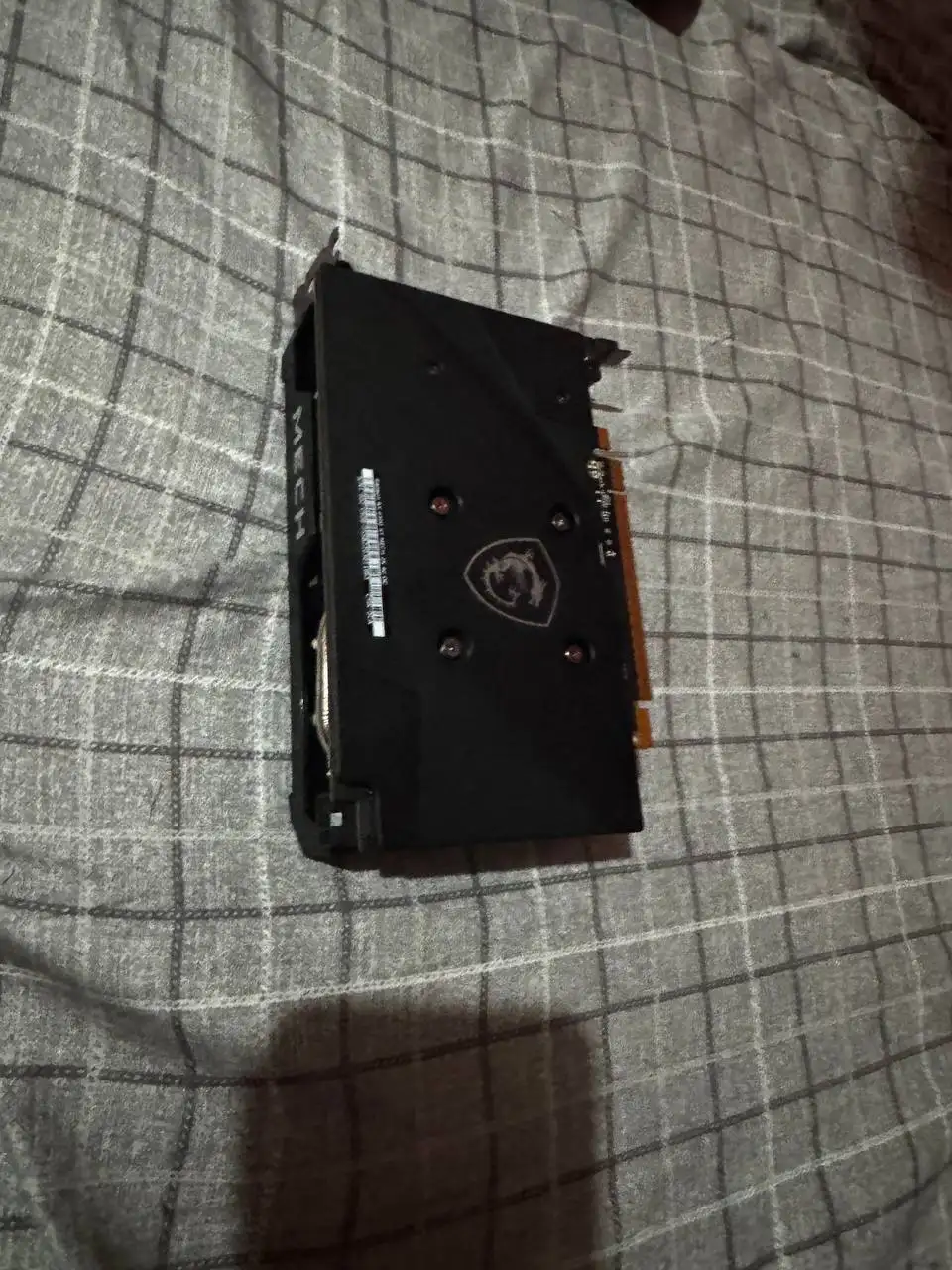 Продам видеокарту RX 6500 XT 4GB - Компьютерные комплектующие (Электроника) в Владивосток