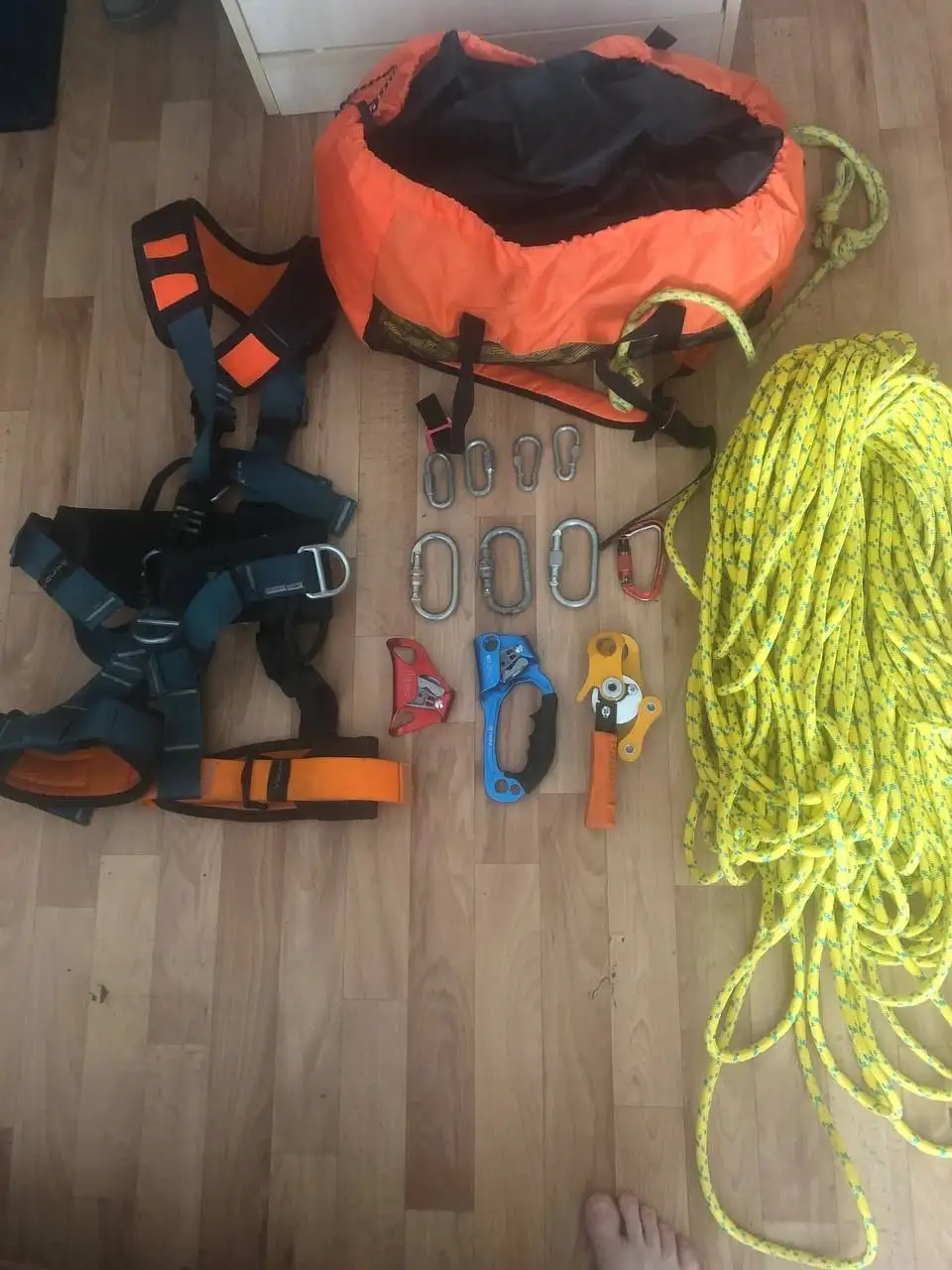 Продажа альпинистского снаряжения - Туризм и альпинизм (Барахолка) в Владивосток