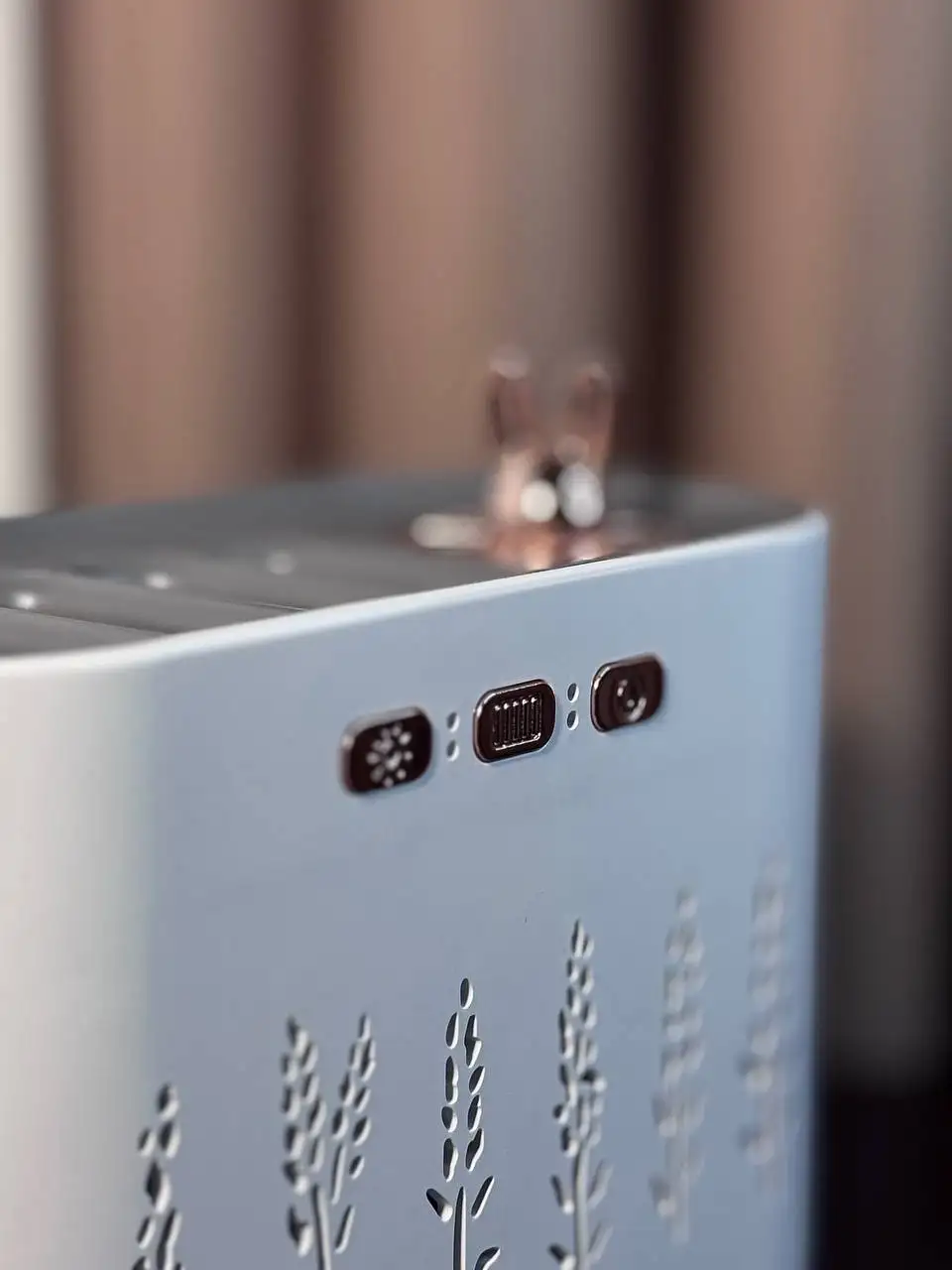 Продам настольный увлажнитель воздуха с подсветкой - Барахолка в Владивосток