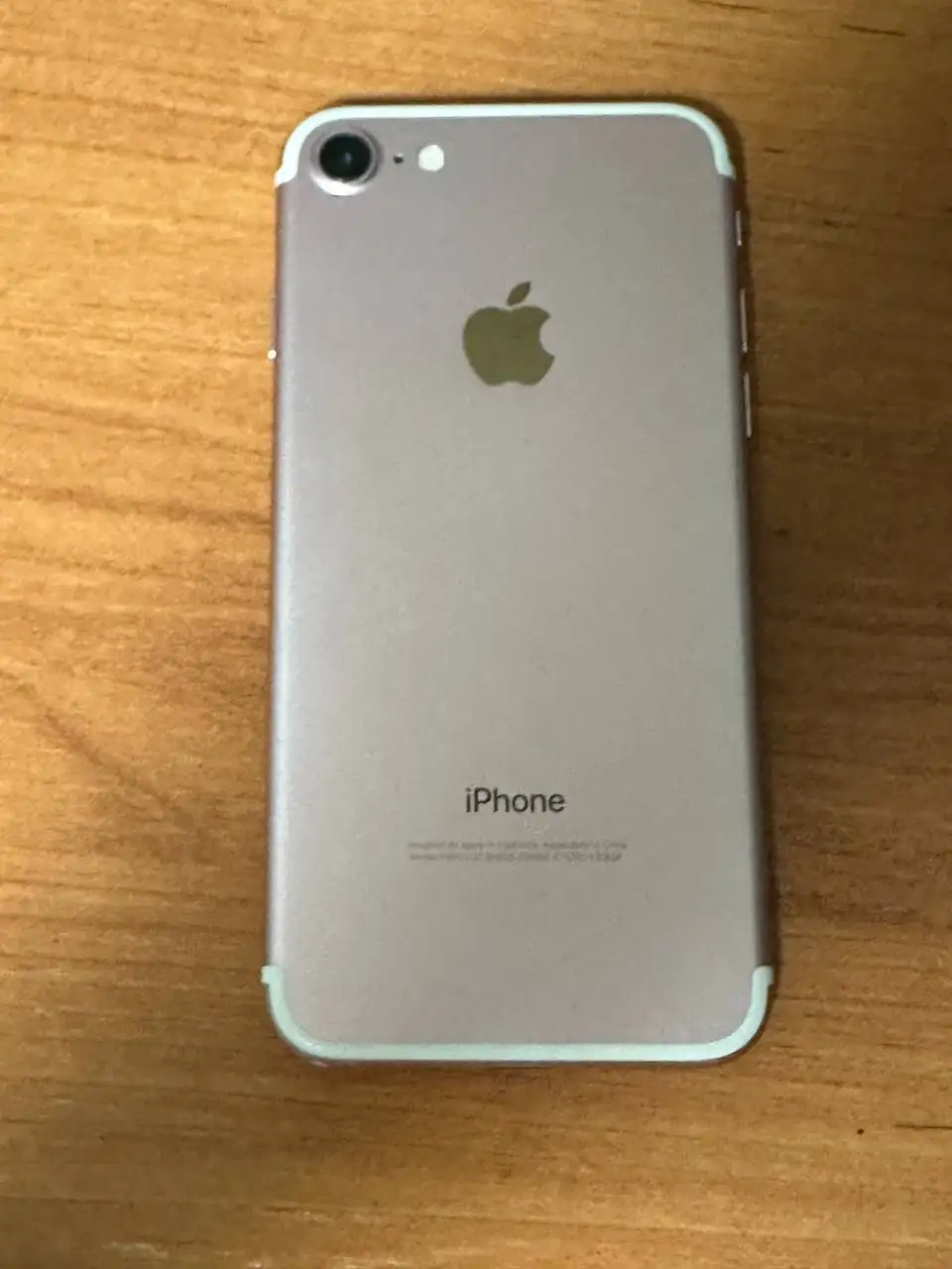 Продам iPhone 7 128 ГБ - Смартфоны (Электроника) в Владивосток