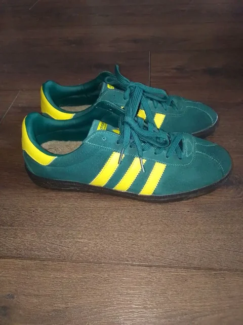 Кеды Adidas размер 44-45 - Рабочая одежда и аксессуары в Владивосток