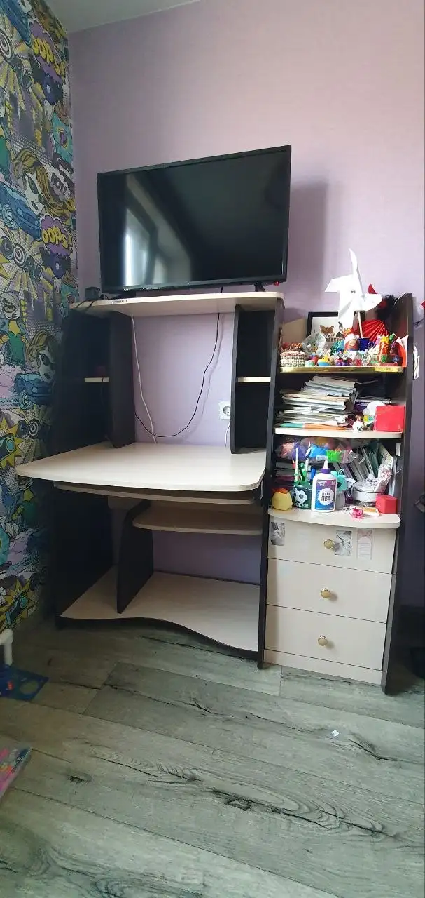 Продам стол - Мебель (Барахолка) в Владивосток