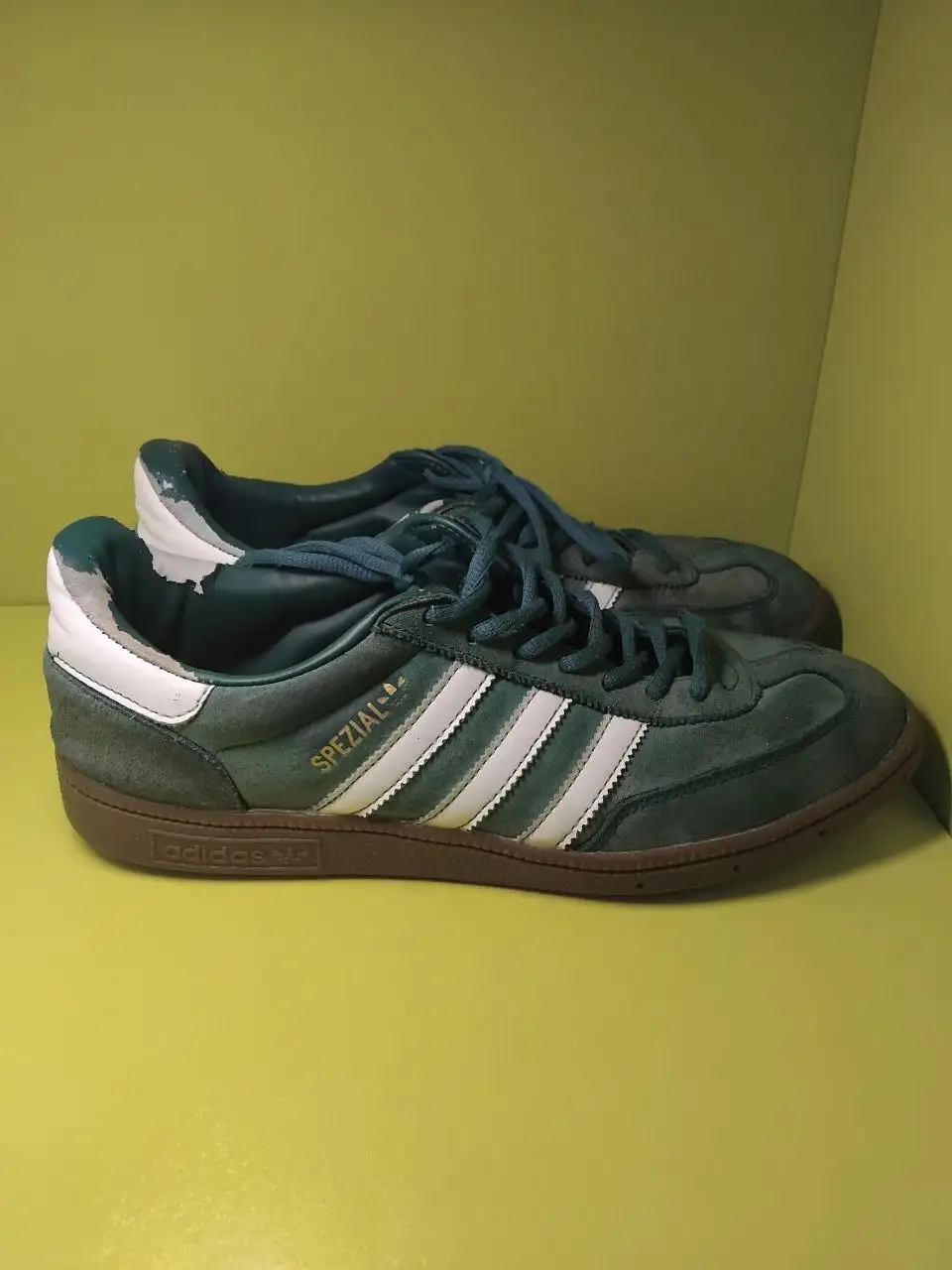 Adidas Spezial размер 42-43 - Обувь (Одежда) в Владивосток