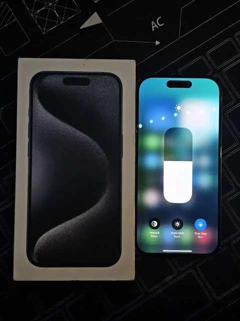 IPhone 15 PRO 128 - Карты памяти в Владивосток