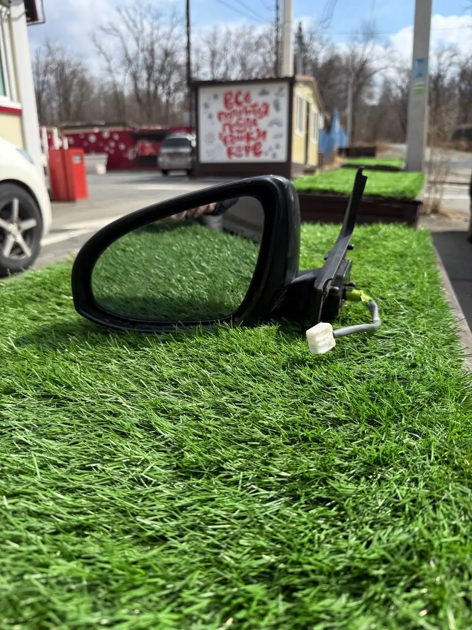 Зеркало левое боковое Тойота Аква оригинал - Кузовные детали (Запчасти) в Владивосток