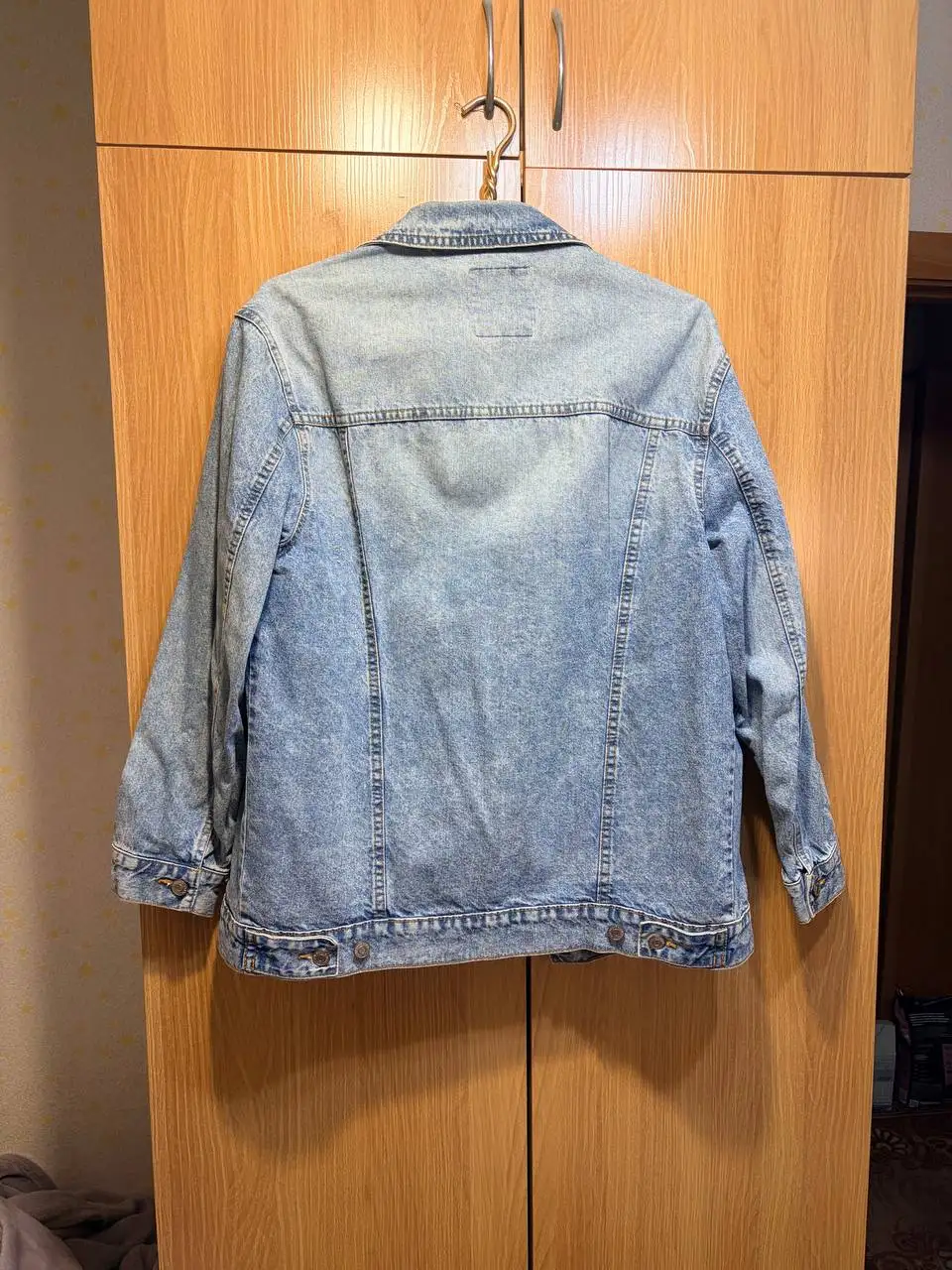 Женская джинсовая куртка Pull&Bear размер 46 (M) - Верхняя одежда (Одежда) в Владивосток