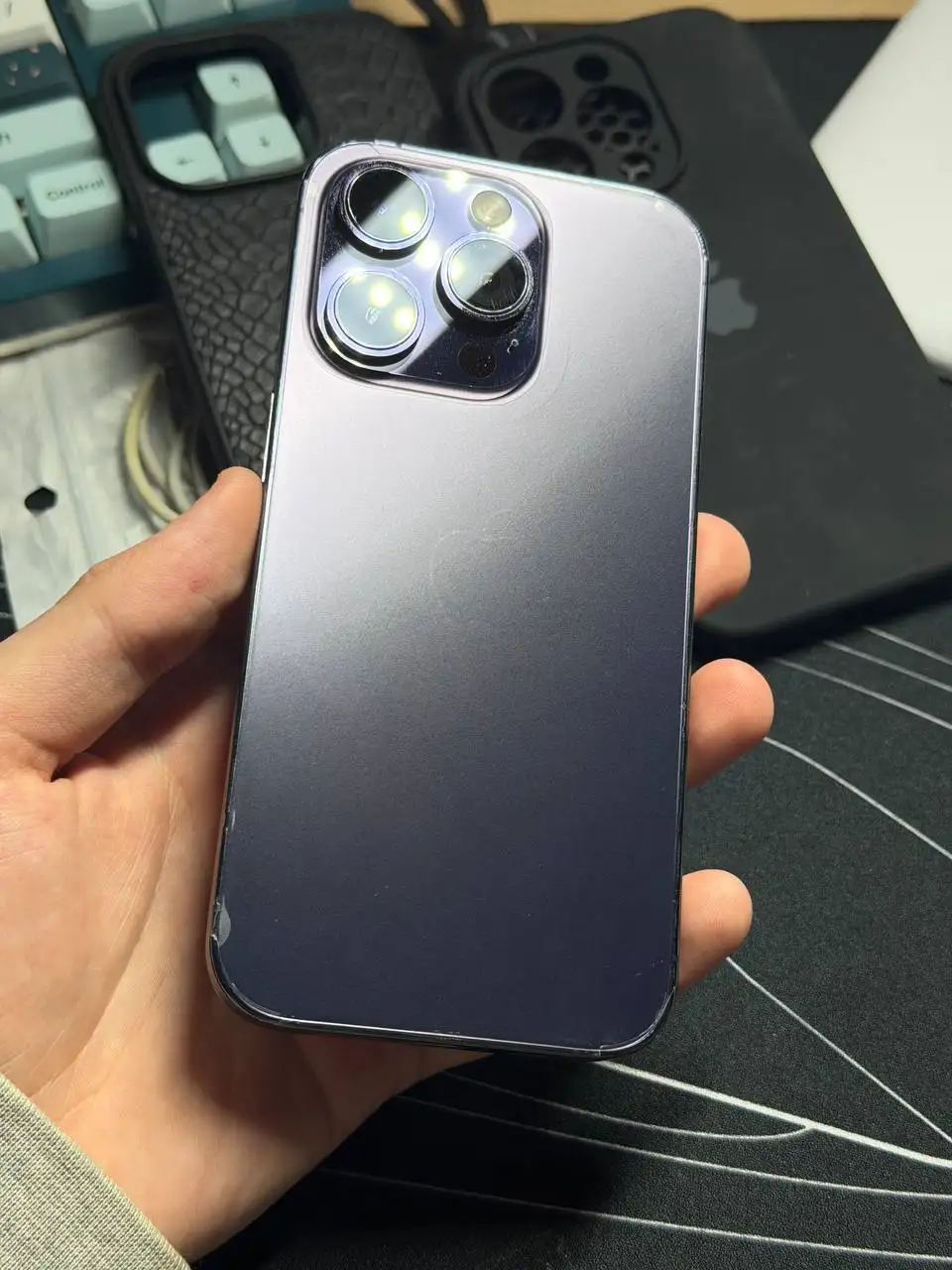 iPhone 14 Pro 256GB в отличном состоянии - Смартфоны и телефоны (Электроника) в Владивосток