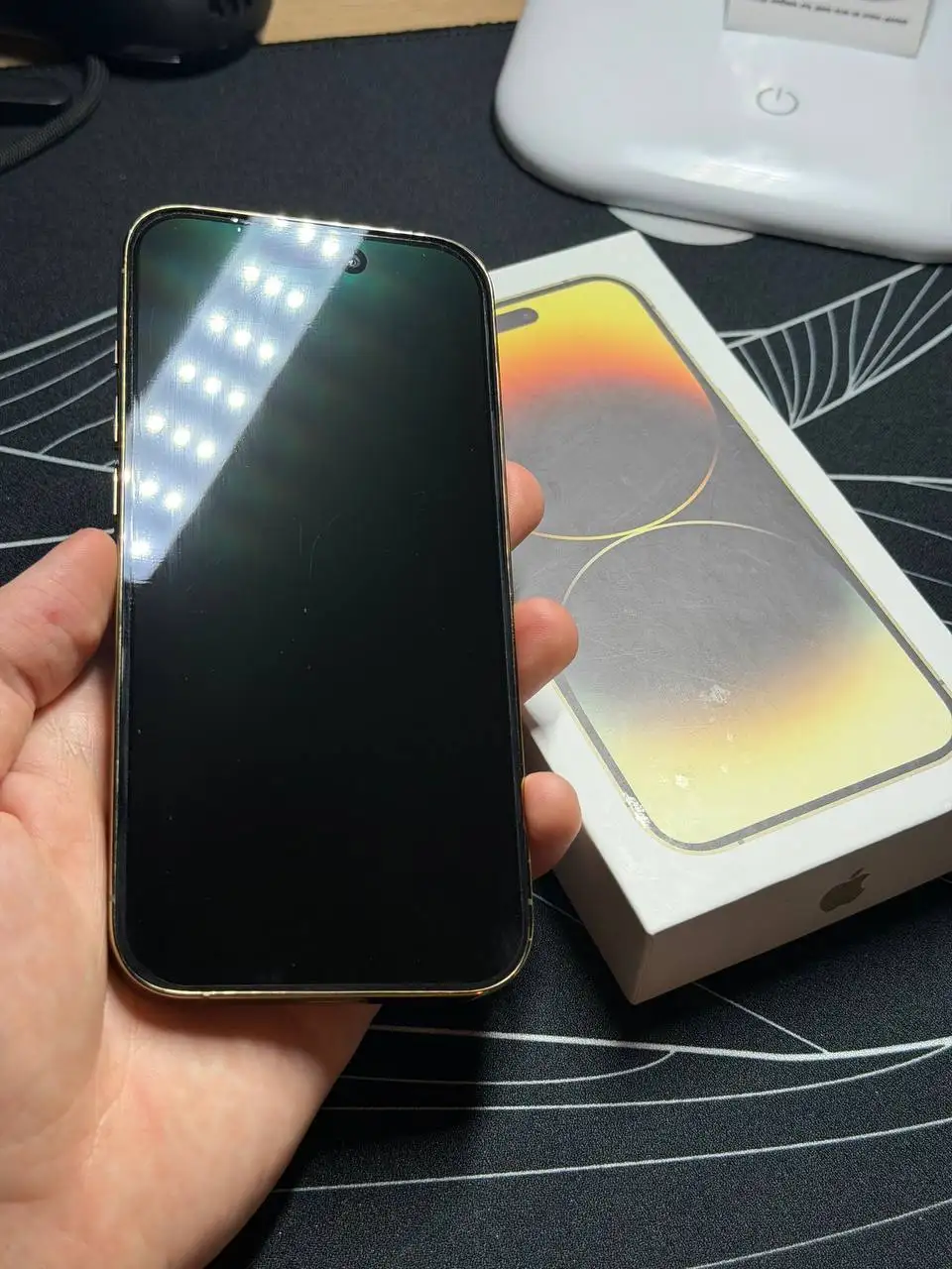 iPhone 14 Pro 256GB в идеальном состоянии с полным комплектом - Смартфоны (Электроника) в Владивосток