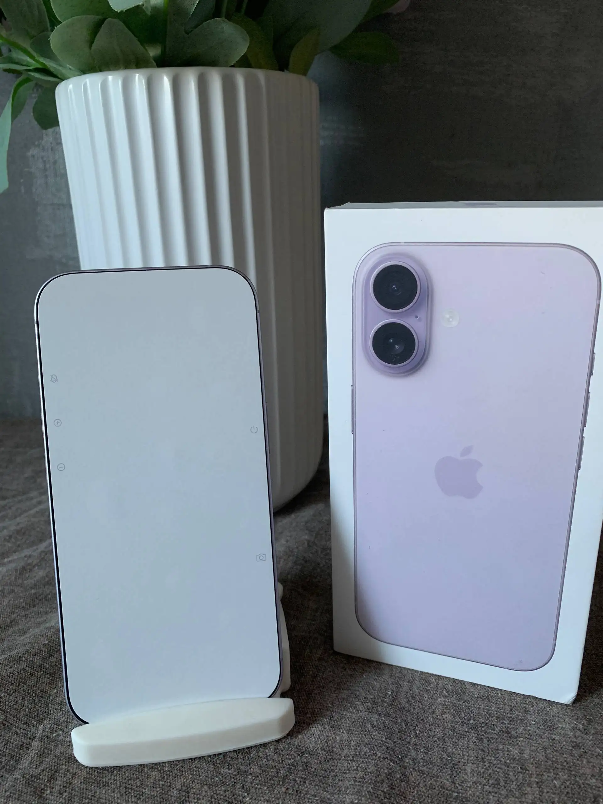 iPhone 17 256GB новый с обменом - Смартфоны (Электроника) в Владивосток