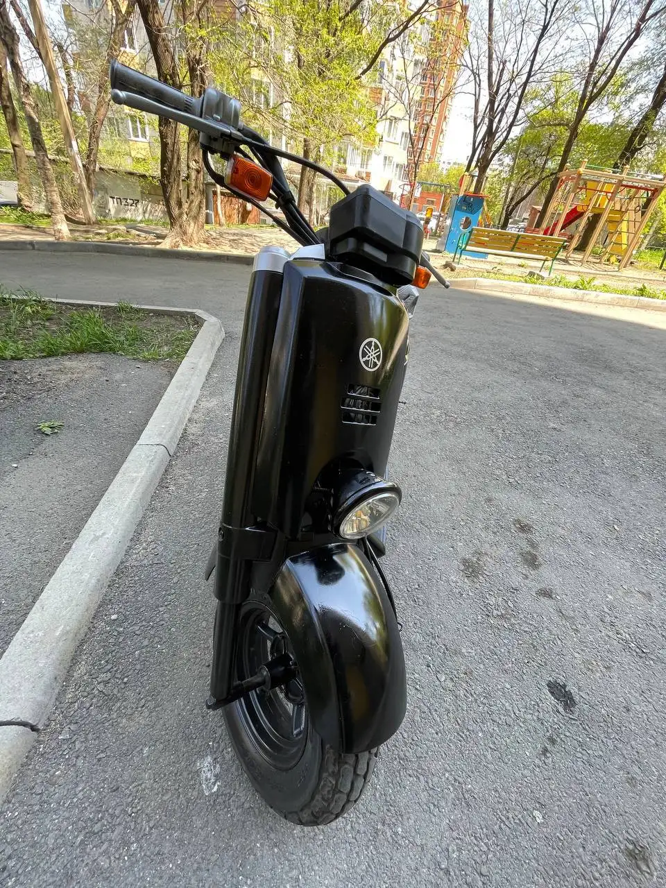Мопед Yamaha VOX SA31J в идеальном состоянии - Мотоциклы и мопеды (Авто) в Владивосток