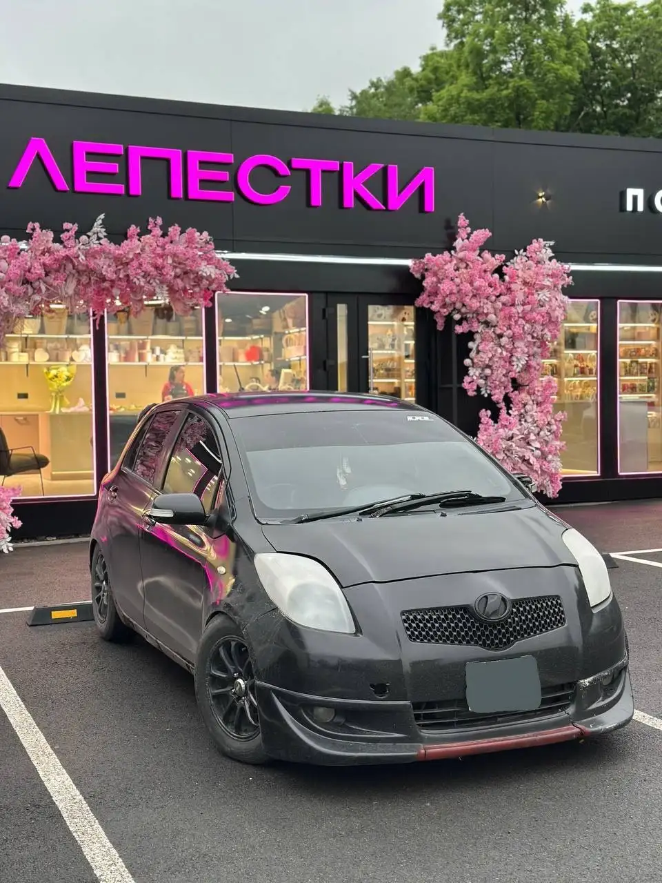 Toyota Vitz 2006 - Легковые автомобили (Авто) в Артём