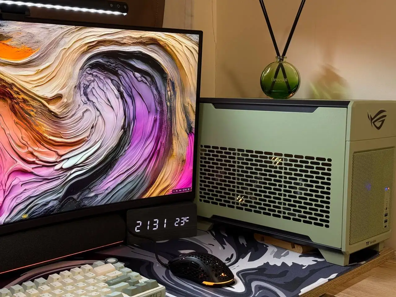 Продается ПК Micro-ATX в сборе с периферией и монитором - персональные компьютеры (Электроника) в Владивосток
