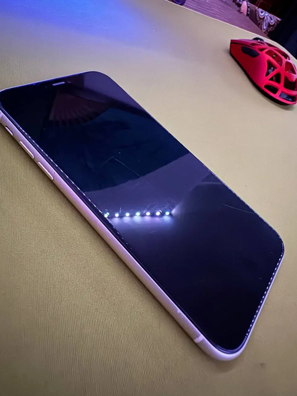 iPhone с 73% аккумулятора, 64GB - Телефоны (Электроника) в Владивосток