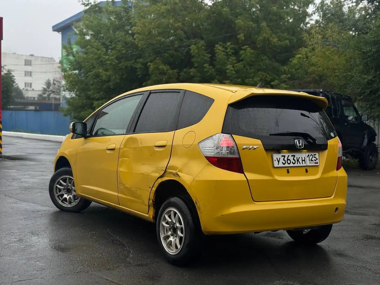 Honda Fit 2010 - Легковые автомобили (Авто) в Владивосток