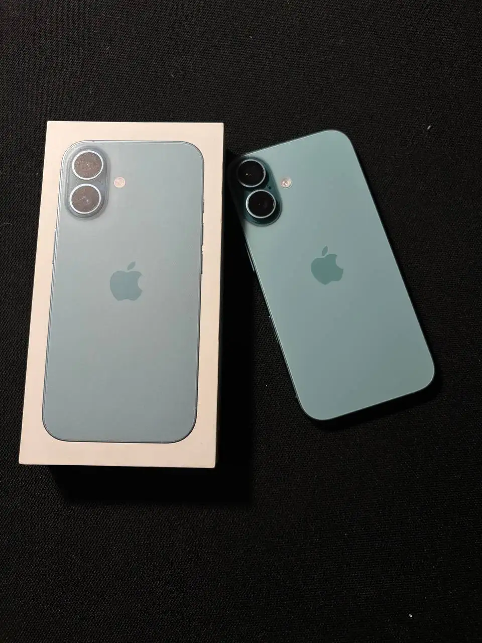 iPhone 16 128 гб в отличном состоянии - Смартфоны и гаджеты (Электроника) в Владивосток