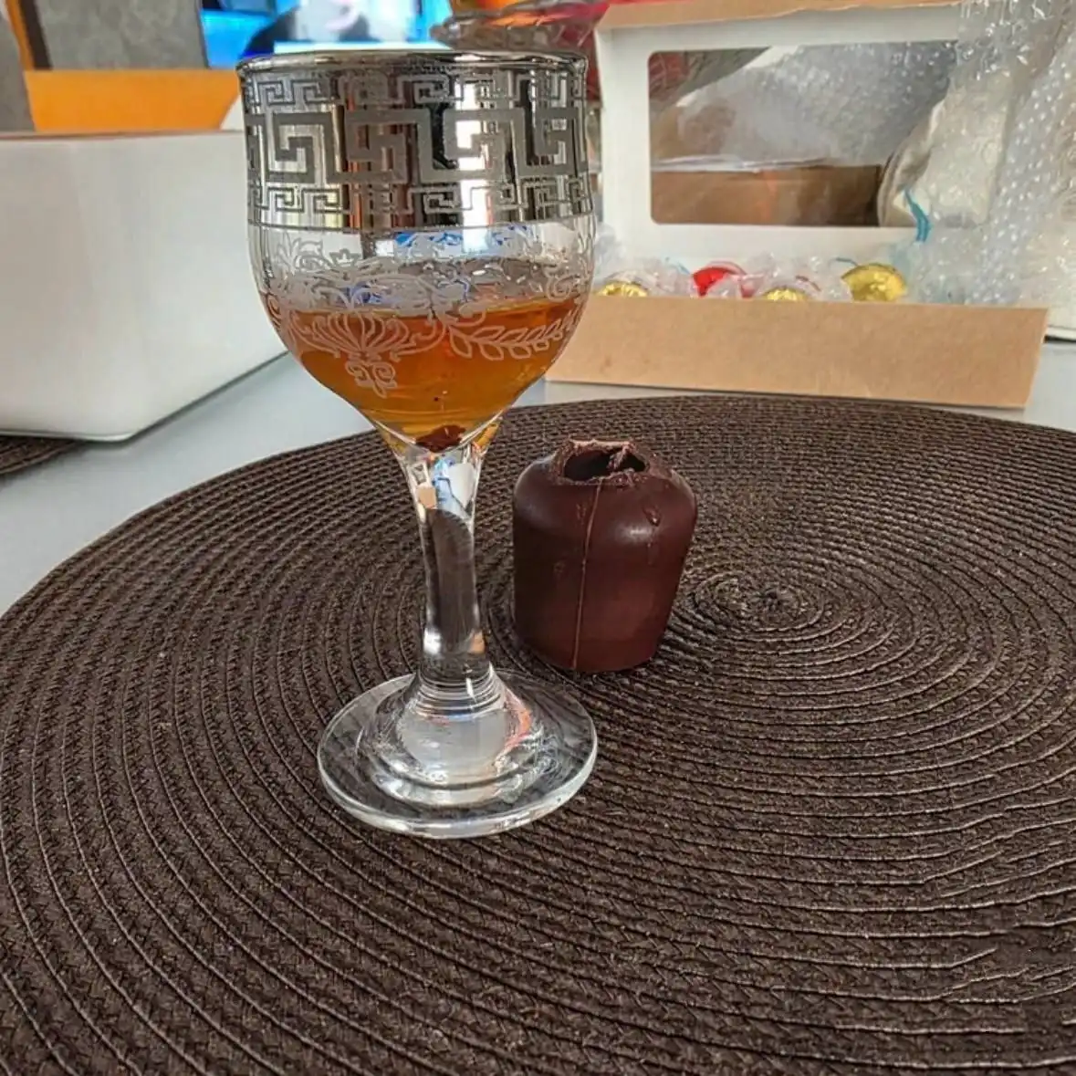 Алкогольные конфеты для подростков в Белгороде