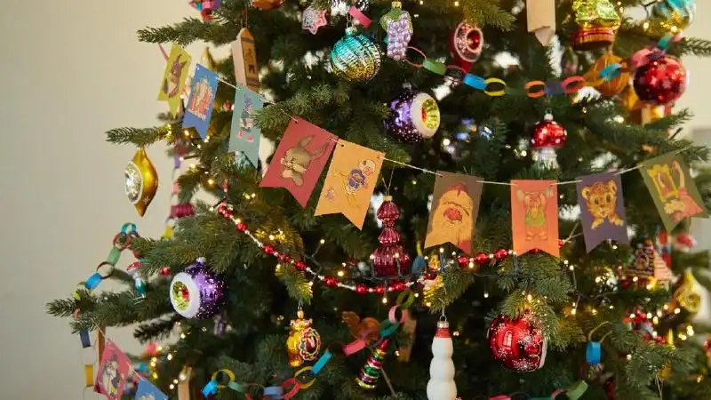 Штрафы за новогодние гирлянды в России