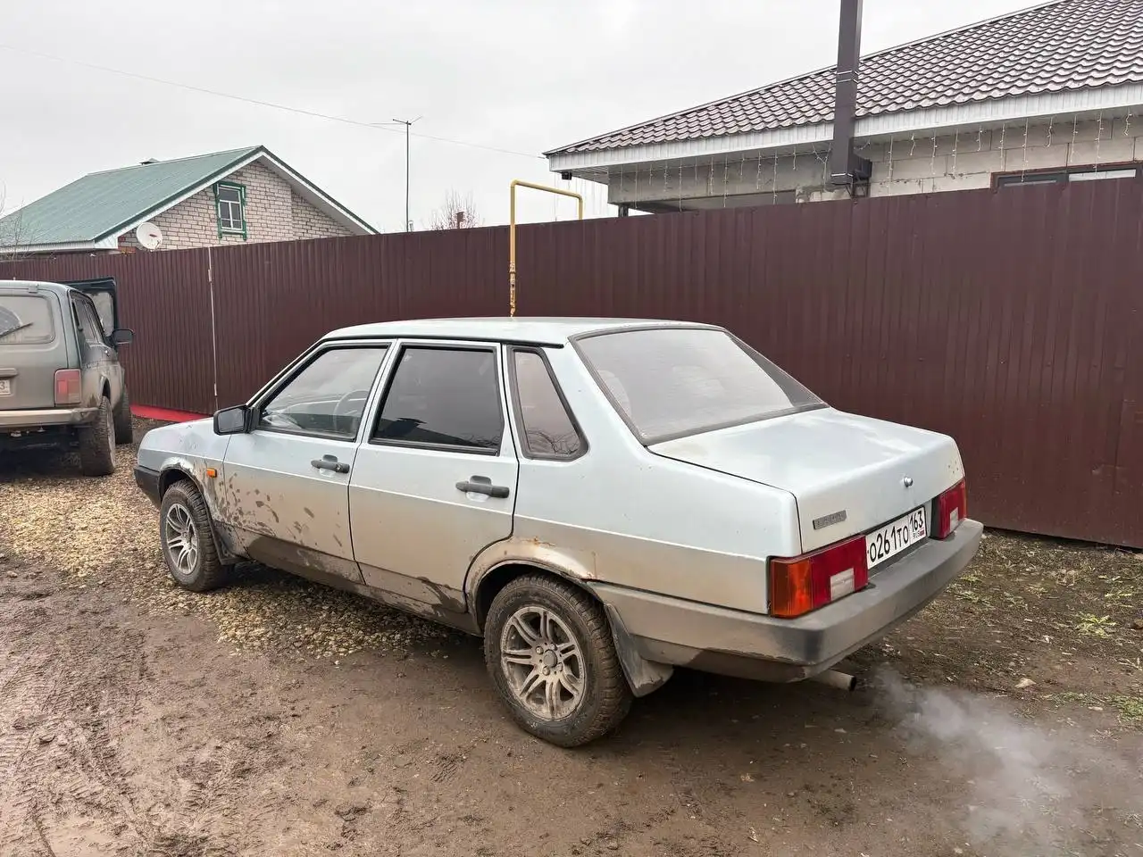 Продажа автомобиля ВАЗ 21099 1998 года