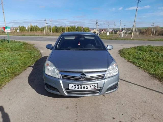 Opel 2011 года в хорошем состоянии - частное объявление в Азнакаево