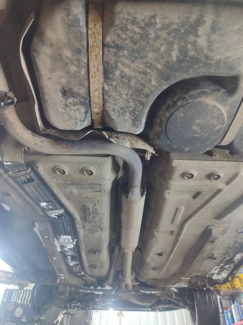 Продажа автомобиля Lada Kalina 2011 года с тюнингом