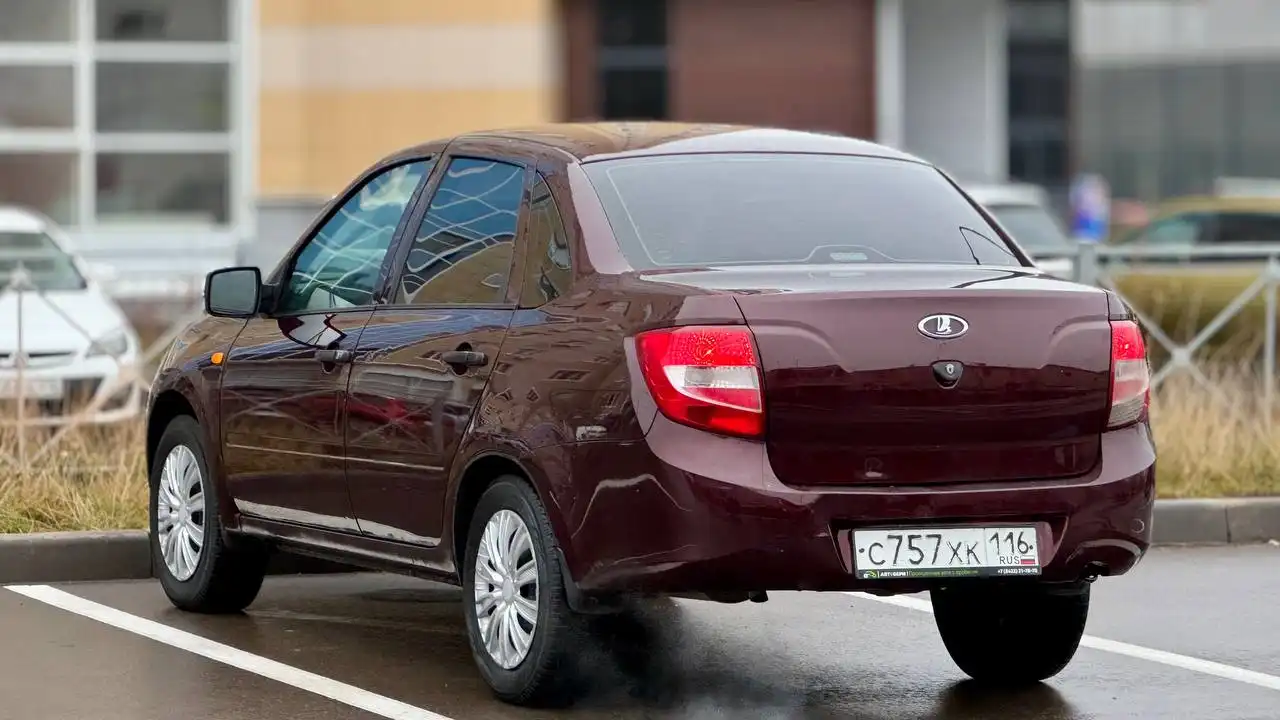 Lada Granta 2013 автомат