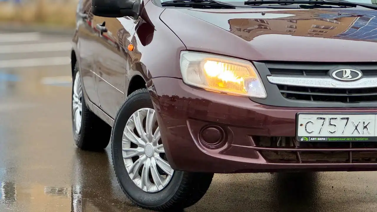 Lada Granta 2013 автомат