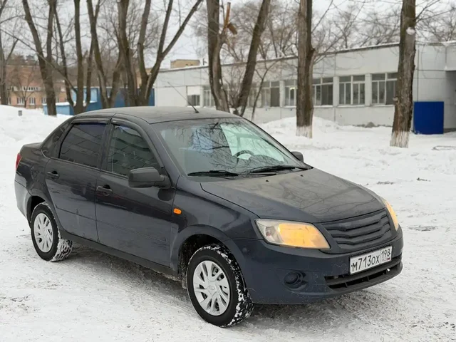 Продажа автомобиля Lada Granta 2 хэтчбек зеленого цвета - Авто в Самара